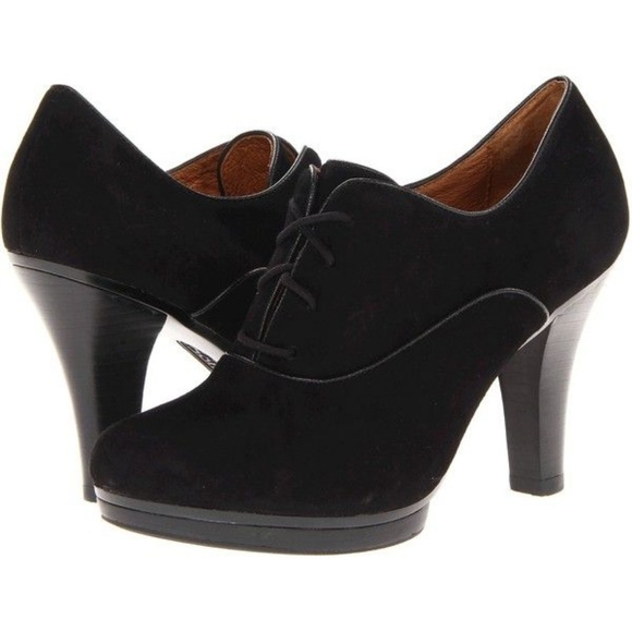 Sofft Shoes - Sofft 'Mya' Black Ankle Booties